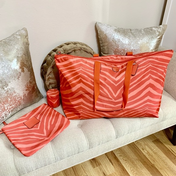 X-Large Coach Weekender Travel Set - Picture 7 of 16